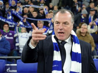 Schalke 04: Tönnies spricht sich für Ausgliederung aus Schalke 04: Tönnies spricht sich für Ausgliederung aus