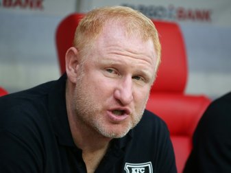 Heiko Vogel lobt Niklas Dorsch vom 1. FC Heidenheim