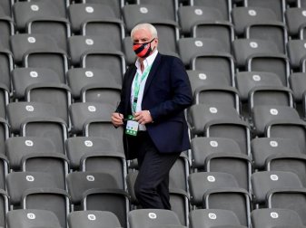 Hofft weiter auf den Verbleib von Youngster Kai Havertz in Leverkusen: Rudi Völler. Foto: Robert Michael/dpa-Zentralbild/Pool/dpa