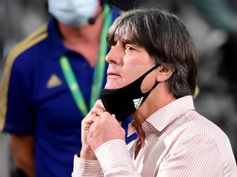 Freut sich über die Rückkehr von Leroy Sané in die Bundesliga: Bundestrainer Joachim Löw. Foto: Robert Michael/dpa-Zentralbild/Pool/dpa