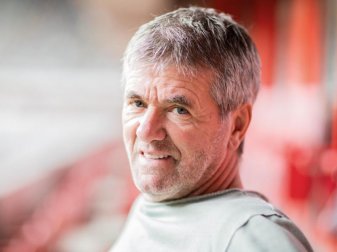 Der ehemalige Fortuna-Coach Friedhelm Funkel sorgt bei seinem Ex-Club weiter für Irritationen und Ärger. Foto: Rolf Vennenbernd/dpa Der ehemalige Fortuna-Coach Friedhelm Funkel sorgt bei seinem Ex-Club weiter für Irritationen und Ärger. Foto: Rolf Vennenbernd/dpa
