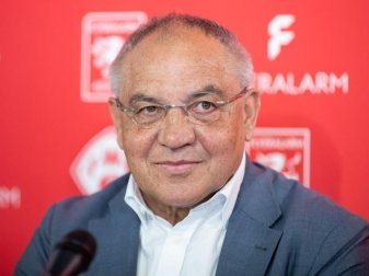 Zeichnet kein gutes Bild vom HSV: Felix Magath. Foto: Daniel Karmann/dpa