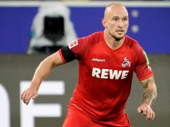 Würde gern länger beim FC Köln bleiben: Toni Leistner am Ball. Foto: Ronald Wittek/epa-Pool/dpa Würde gern länger beim FC Köln bleiben: Toni Leistner am Ball. Foto: Ronald Wittek/epa-Pool/dpa