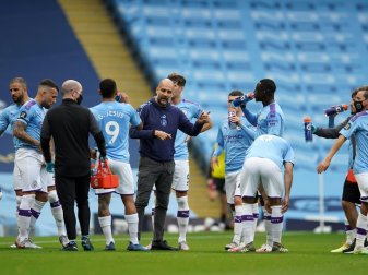 Pep Guardiola und ManCity schlagen Bournemouth Pep Guardiola und ManCity schlagen Bournemouth