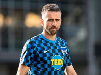 Hertha BSC könnte schon bald einen neuen Trikotsponsor haben. Foto: Tom Weller/dpa Hertha BSC könnte schon bald einen neuen Trikotsponsor haben. Foto: Tom Weller/dpa