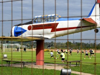 Paraguay: Liga-Restart muss verschoben werden Paraguay: Liga-Restart muss verschoben werden