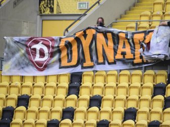 Dynamo Dresden hatte beantragt, dass das DFL-Präsidium eine Aufstockung der 2. Bundesliga auf 19 Vereine zur Abstimmung stellt. Foto: Robert Michael/dpa-Zentralbild/dpa Dynamo Dresden hatte beantragt, dass das DFL-Präsidium eine Aufstockung der 2. Bundesliga auf 19 Vereine zur Abstimmung stellt. Foto: Robert Michael/dpa-Zentralbild/dpa