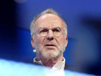 Karl-Heinz Rummenigge, Vorstandsvorsitzender des FC Bayern München. Foto: Roland Weihrauch/dpa Karl-Heinz Rummenigge, Vorstandsvorsitzender des FC Bayern München. Foto: Roland Weihrauch/dpa
