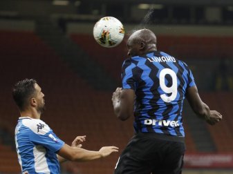 Romelu Lukaku (r) von Inter Mailand in Aktion. Foto: Antonio Calanni/AP/dpa Romelu Lukaku (r) von Inter Mailand in Aktion. Foto: Antonio Calanni/AP/dpa