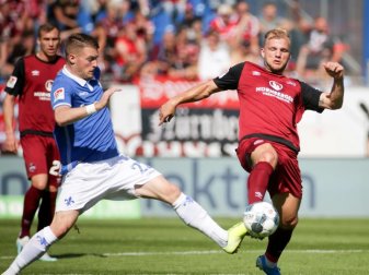 Konnte sich bei Darmstadt 98 nicht durchsetzen: Ognjen Ozegovic (l). Foto: Hasan Bratic/dpa Konnte sich bei Darmstadt 98 nicht durchsetzen: Ognjen Ozegovic (l). Foto: Hasan Bratic/dpa