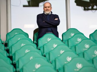 «Ungünstiger Zeitpunkt» für eine Diskussion um die Fan-Rückkehr, findet Jörg Schmadtke, Geschäftsführer Sport beim VfL Wolfsburg. Foto: Swen Pförtner/dpa «Ungünstiger Zeitpunkt» für eine Diskussion um die Fan-Rückkehr, findet Jörg Schmadtke, Geschäftsführer Sport beim VfL Wolfsburg. Foto: Swen Pförtner/dpa