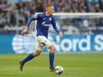 Bleibt vorerst auf Schalke: Eigengewächs Timo Becker Bleibt vorerst auf Schalke: Eigengewächs Timo Becker