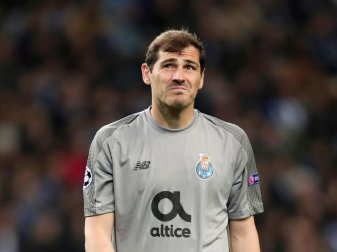 Iker Casillas beendete seine aktive Fußball-Karriere. Foto: Luis Vieira/AP/dpa Iker Casillas beendete seine aktive Fußball-Karriere. Foto: Luis Vieira/AP/dpa