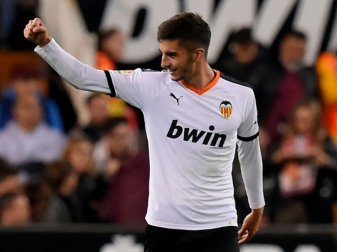 Torres Vertrag in Manchester gilt bis 2025