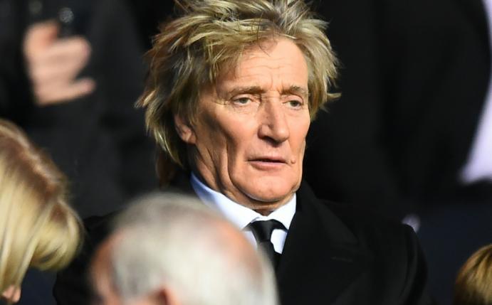 Celtic-Fan Rod Stewart stärkt den Rangers den Rücken