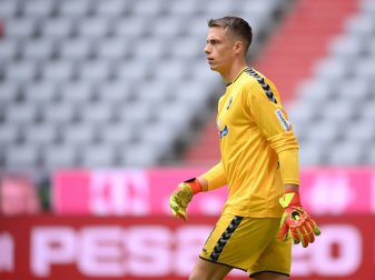 Alexander Schwolow wechselte überraschend zur Hertha Alexander Schwolow wechselte überraschend zur Hertha
