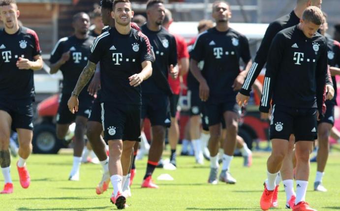 Mit Respekt und in guter Verfassung: Der FC Bayern München ist bereit für das Rückspiel gegen den FC Chelsea. Foto: M. Donato/FC Bayern/dpa