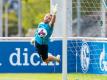 Will nach seiner Rückkehr zurück ins Schalke-Tor: Ralf Fährmann. Foto: Guido Kirchner/dpa
