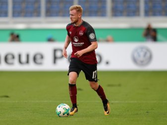 Sebastian Kerk spielte zuletzt für den 1. FC Nürnberg Sebastian Kerk spielte zuletzt für den 1. FC Nürnberg
