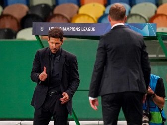 Diego Simeone gratuliert Julian Nagelsmann zum Sieg Diego Simeone gratuliert Julian Nagelsmann zum Sieg