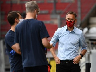 Achim Beierlorzer und seine 05er siegen im ersten Test