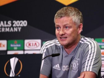 Der United-Cheftrainer Solskjaer steht vor dem Europa League-Halbfinale bei der Pressekonferenz Rede und Antwort. Foto: -/UEFA via Getty Images/dpa Der United-Cheftrainer Solskjaer steht vor dem Europa League-Halbfinale bei der Pressekonferenz Rede und Antwort. Foto: -/UEFA via Getty Images/dpa