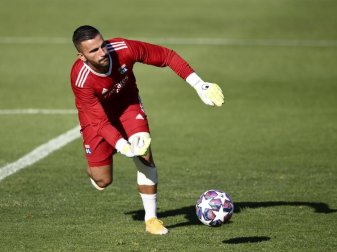 Torhüter Anthony Lopes von Olympique Lyon nimmt am Abschlusstraining im Restelo-Stadion teil. Foto: Franck Fife/Pool AFP/AP/dpa Torhüter Anthony Lopes von Olympique Lyon nimmt am Abschlusstraining im Restelo-Stadion teil. Foto: Franck Fife/Pool AFP/AP/dpa
