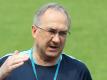 Trainer Uli Stielike muss beim chinesischen Erstligisten Tianjin Teda gehen. Foto: -/YNA/dpa