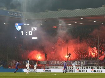 Wegen Pyrotechnik: Der VfL Osnabrück wird bestraft