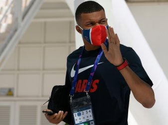 Mbappe stärkt vor dem Finale seinem Trainer den Rücken Mbappe stärkt vor dem Finale seinem Trainer den Rücken