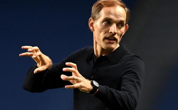 Trainer Thomas Tuchel dirigierte sein Team von der Seitenlinie. Foto: Michael Regan/Getty Images via UEFA/dpa