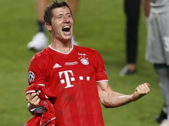 Robert Lewandowski traf insgesamt 15 Mal. Foto: Matthew Childs/Pool Reuters/AP/dpa Robert Lewandowski traf insgesamt 15 Mal. Foto: Matthew Childs/Pool Reuters/AP/dpa