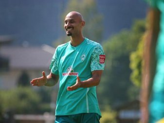 Begrüßt, dass Florian Kohfeldt weiter Trainer von Werder Bremen ist: Ömer Toprak. Foto: Karl-Josef Hildenbrand/dpa Begrüßt, dass Florian Kohfeldt weiter Trainer von Werder Bremen ist: Ömer Toprak. Foto: Karl-Josef Hildenbrand/dpa