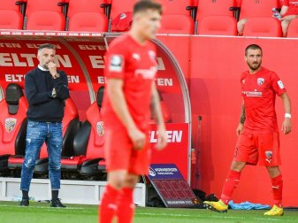 Positiver Coronnatest bei der Mannschaft von Tomas Oral Positiver Coronnatest bei der Mannschaft von Tomas Oral