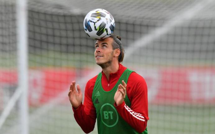 Real Madrids Star Gareth Bale beim Training der walisischen Nationalmannschaft. Foto: Ben Birchall/PA Wire/dpa