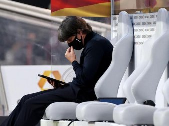 Ist kein Freund von Geisterspiele: Bundestrainer Joachim Löw. Foto: Christian Charisius/dpa Ist kein Freund von Geisterspiele: Bundestrainer Joachim Löw. Foto: Christian Charisius/dpa