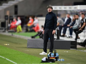 "Positiv überrascht": Bundestrainer Joachim Löw "Positiv überrascht": Bundestrainer Joachim Löw