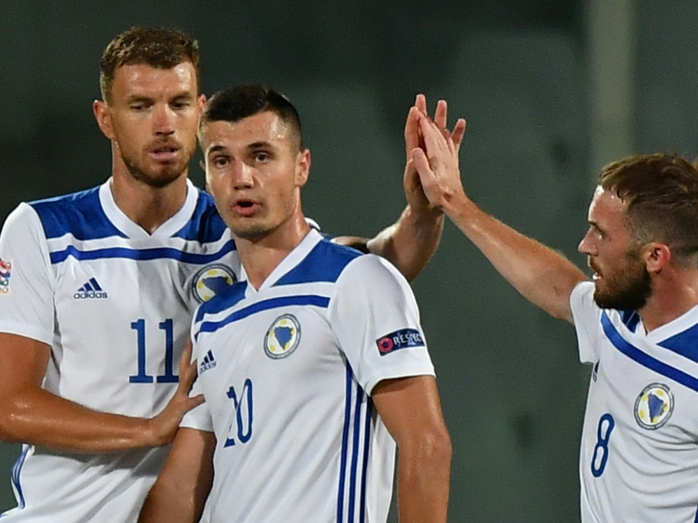 Punktgewinn gegen Italien: Dzeko (l.) und Bosnien-Herzegowina