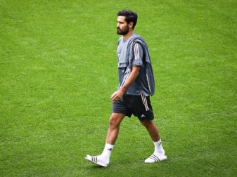 War mit dem Ergbenis gegen die Schweiz trotz seines Tores nicht zufrieden: Ilkay Gündogan. Foto: Christian Charisius/dpa War mit dem Ergbenis gegen die Schweiz trotz seines Tores nicht zufrieden: Ilkay Gündogan. Foto: Christian Charisius/dpa