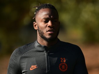 Der FC Chelsea verleiht Batshuayi an Crystal Palace Der FC Chelsea verleiht Batshuayi an Crystal Palace