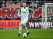Neuer Kapitän beim FC Augsburg: Jeffrey Gouweleeuw. Foto: Matthias Balk/dpa