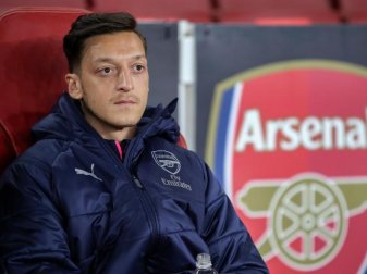 Spielt beim FC Arsenal derzeit keine große Rolle: Mesut Özil. Foto: Nick Potts/PA Wire/dpa Spielt beim FC Arsenal derzeit keine große Rolle: Mesut Özil. Foto: Nick Potts/PA Wire/dpa