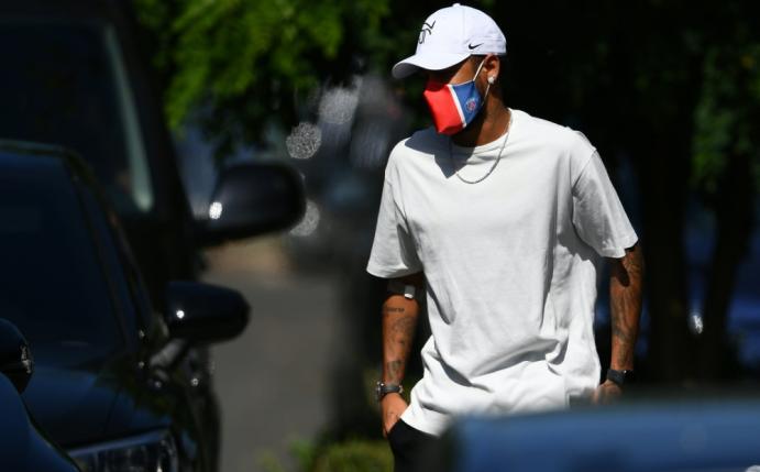 Frankreich: Corona-Infektion überstanden: Neymar zurück im ...