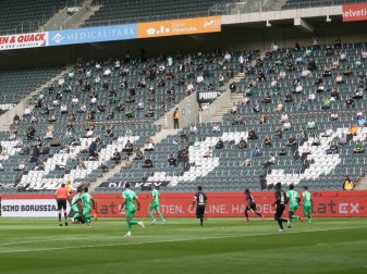 Bis 31. Oktober: Klubs dürfen Stehplatzbereiche öffnen