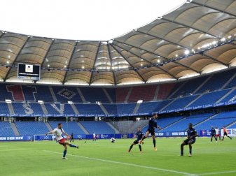 Die Zuschauerränge werden auch beim HSV-Spiel gegen Fortuna Düsseldorf leer bleiben. Foto: Daniel Bockwoldt/dpa