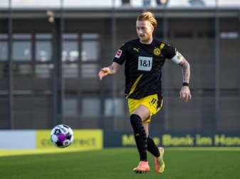 Steht nach langer Zeit wieder bei einem Pflichtspiel auf dem Platz: BVB-Kapitän Marco Reus. Foto: David Inderlied/dpa Steht nach langer Zeit wieder bei einem Pflichtspiel auf dem Platz: BVB-Kapitän Marco Reus. Foto: David Inderlied/dpa