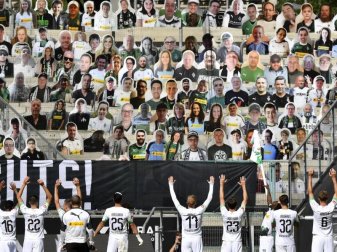 Die Länder wollen eine bundeseinheitliche Richtlinien für die Fan-Rückkehr in die Fußball-Stadien. Foto: Martin Meissner/AP Pool/dpa Die Länder wollen eine bundeseinheitliche Richtlinien für die Fan-Rückkehr in die Fußball-Stadien. Foto: Martin Meissner/AP Pool/dpa