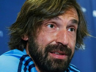 Andrea Pirlo erhält Trainerlizenz vor Saisonstart Andrea Pirlo erhält Trainerlizenz vor Saisonstart