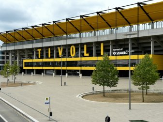 Der traditionsreiche Aachener Tivoli bleibt vorerst leer Der traditionsreiche Aachener Tivoli bleibt vorerst leer