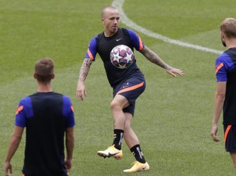 Schätzt die Einstellung von Leipzigs Trainer Nagelsmann: Angeliño beim Training. Foto: Manu Fernandez/Pool AP/dpa Schätzt die Einstellung von Leipzigs Trainer Nagelsmann: Angeliño beim Training. Foto: Manu Fernandez/Pool AP/dpa